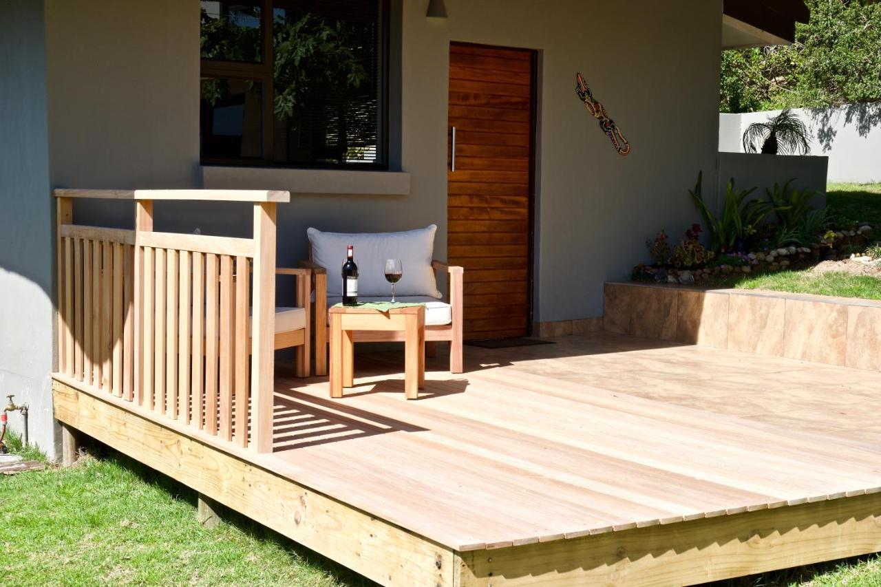 Normarie'S Guesthouse Wilderness Ngoại thất bức ảnh